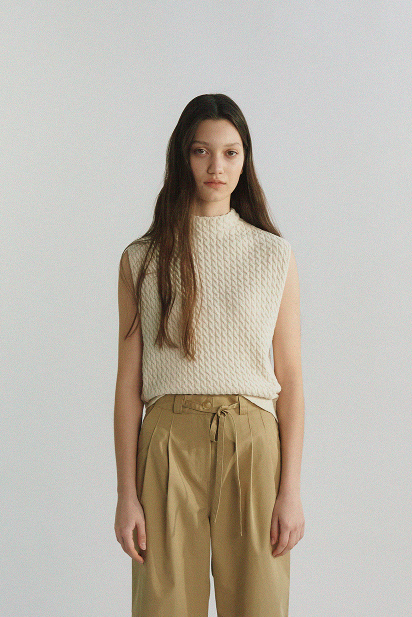 Classic cable knit top (ivory)