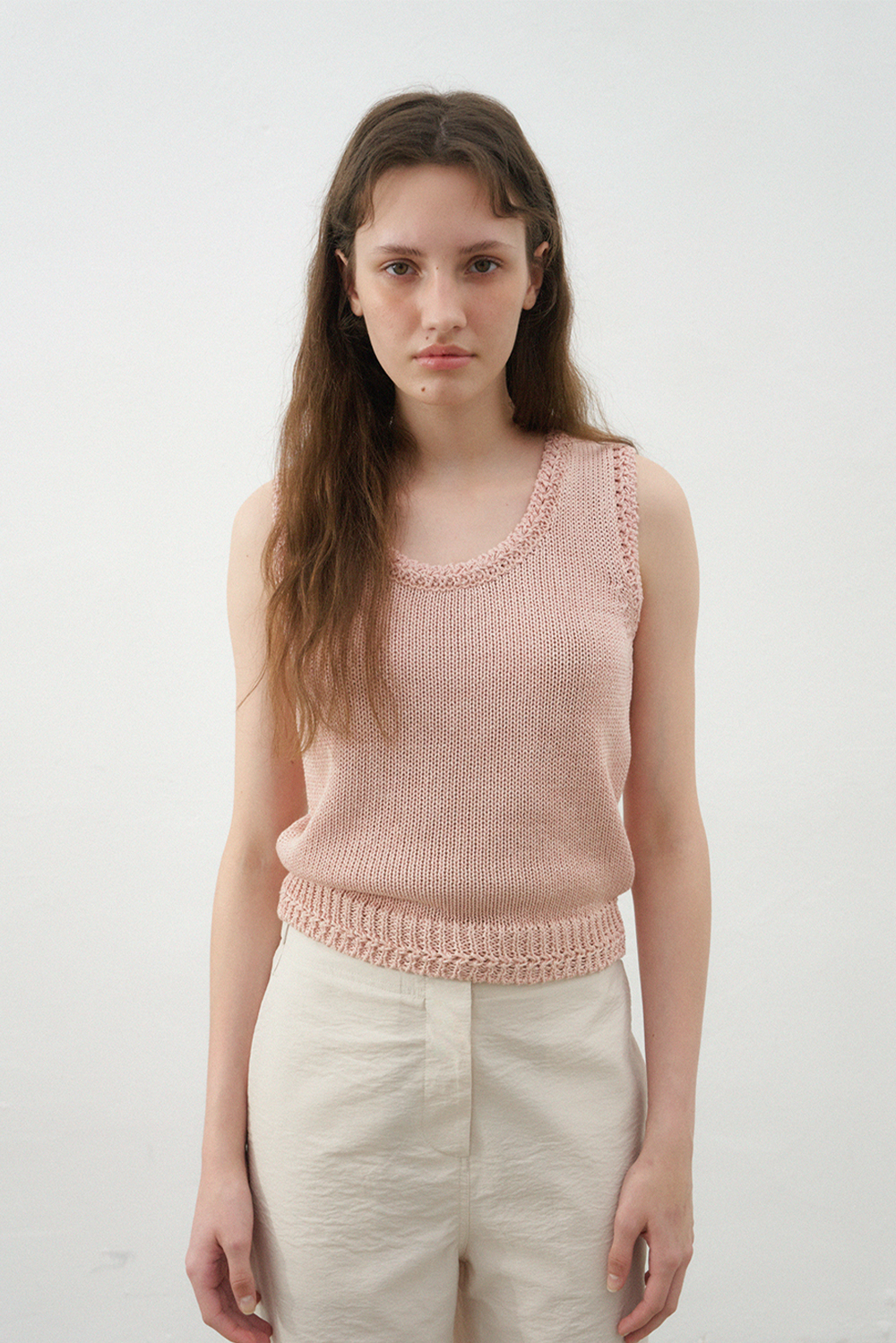 Metal scoop neck knit vest (sparkling pink)